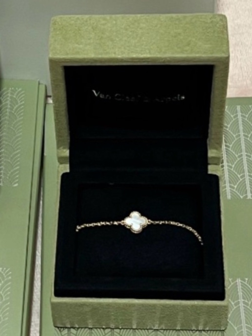 Van Cleef & Arpels Gold Alhambra Bracelet - Picture 3 of 6
